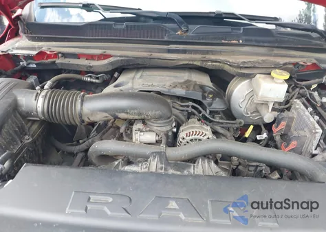 2021 Ram 1500 Big Horn 4X2 6'4 Box из США, поврежденный, VIN 1C6RREBT0MN828129